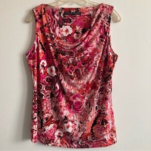 IVANKA TRUMP sleeveless top
